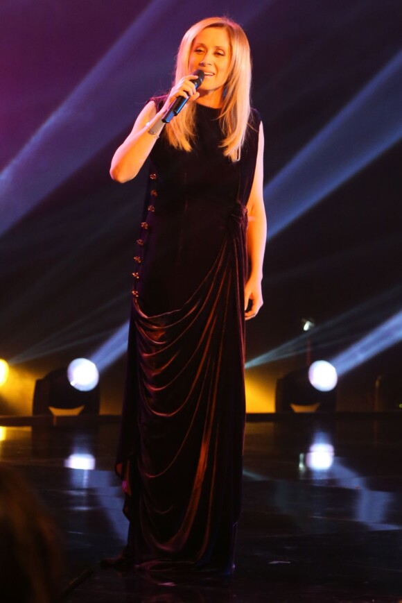 Lara Fabian lors de l'enregistrement de la 150e émission Le plus grand cabaret du monde, le 14 mai qui sera diffusée le 22 juin 2013