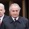 Bernard Madoff arrive à la Cour de Justice de New York le 10 mars 2009.