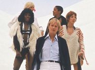 Douze Clodettes en colère : Les danseuses de Claude François veulent leur argent