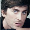Thomas Dutronc sur le visuel de campagne Cerruti 1881 Acqua Forte, 2013.