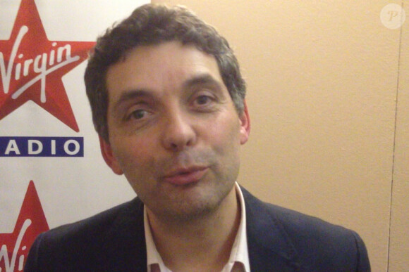 Thierry Moreau dans les coulisses de Virgin Radio le 24 mai 2013 à Paris.