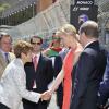 Le prince Albert II de Monaco et la princesse Charlene dans les paddocks du Grand Prix de F1 de Monaco avant la course, le 26 mai 2013