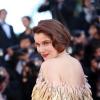 Laetitia Casta, en Christian Dior pour la montée des marches de la clôture du Festival de Cannes le 26 mai 2013