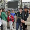 Exclu - Joe Jackson entouré d'admirateurs de Michael Jackson à Monaco, le 27 mai 2013.