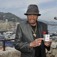 Michael Jakson : Son père Joe joue les VRP de luxe à Monaco