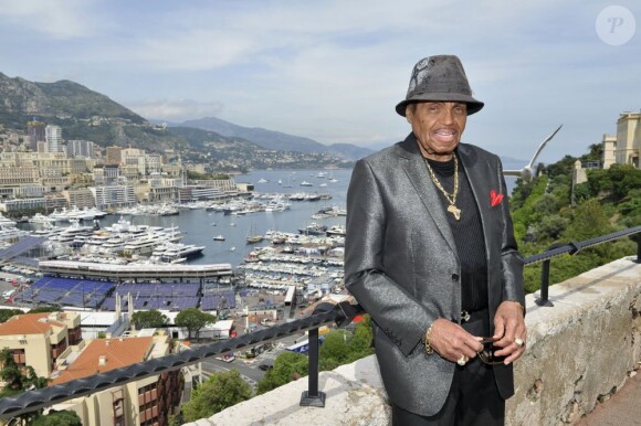 Exclu - Joe Jackson fait la promotion des produits Michael Jackson à Monaco, le 27 mai 2013.