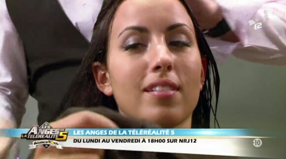 Maude en plein relooking dans la bande-annonce des Anges de la télé-réalité 5 sur NRJ 12 mercredi 29 mai 2013
