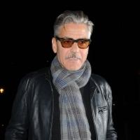 George Clooney dit stop aux rumeurs : Il ne tenait pas la main d'une femme