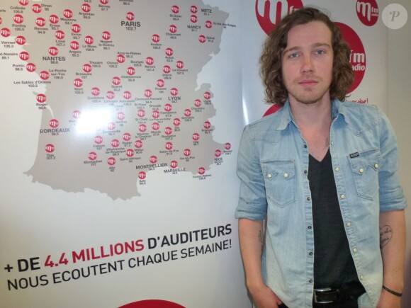Julien Doré, s'est exprimé au micro de Bernard Montiel dans les studios de MFM, pour une interview diffusée samedi 1er juin 2013.