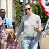 Jennifer Garner et sa fille Seraphina dans les rues de Los Angeles. Le 1er juin 2013.