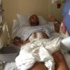 Mike Adams, offensive tackle des Pittsburgh Steelers en NFL, a été victime d'une agression devant son domicile le 1er juin 2013. Blessé à l'arme blanche par l'un de ses trois agresseurs, ses jours ne sont pas en danger.