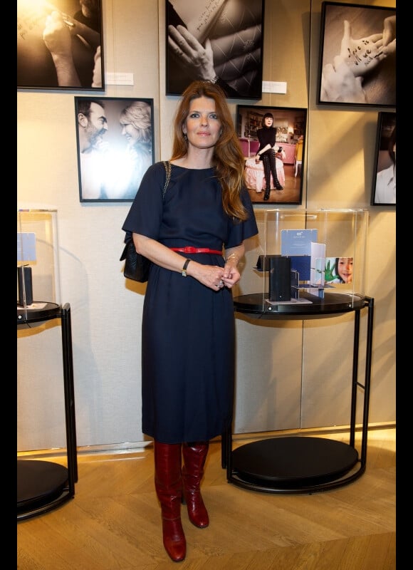 Gwendoline Hamon à l'exposition Ecris-moi des mots d'Amour, par Alejandra di Andia, photos de Ian Abela, à la boutique Montblanc, le 4 juin 2013.