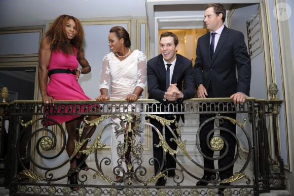 Les Américains Serena Williams, Bob et Mike Bryan et Taylor Townsend lors du dîner des champions de l'ITF qui se déroulait au Pavillon d'Ermenonville à Paris le 4 juin 2013