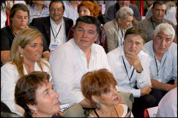 Jean-Marie Bigard, David Douillet et sa femme Valérie, Macha Béranger au meeting de Nicolas Sarkozy le 29 avril 2007 à Bercy. 