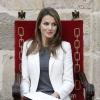 La princesse Letizia lors de la remise du Prix Prince Viana pour la Culture 2013. Le prince Felipe et la princesse Letizia d'Espagne, connus comme le prince et la princesse de Viana en Navarre, remettaient le 6 juin 2013 au monastère San Salvador de Leyre le prix Prince de Viana pour la Culture 2013 au philosophe Daniel Innerarity.