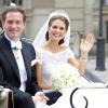 C'est à Valentino que la princesse Madeleine de Suède a choisi de faire confiance pour la robe de son mariage avec Chris O'Neill, le 8 juin 2013 à Stockholm. Une robe d'organza de soie et de dentelle de Chantilly pourvue d'une traîne de 4 mètres et décolletée dans le dos.