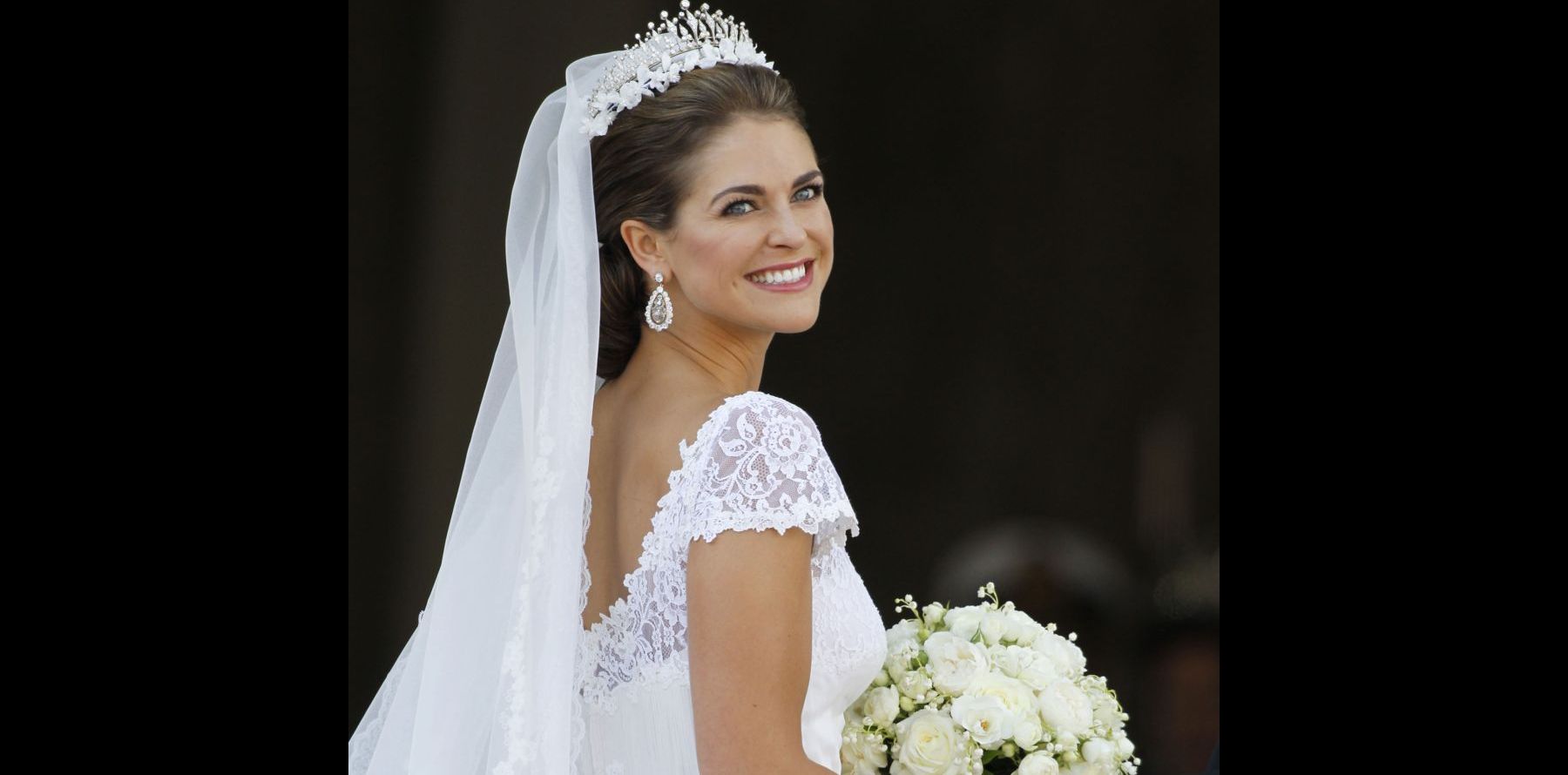 Mariage de la princesse Madeleine : Sa robe de mari?�e Valentino ?� la loupe - Purepeople