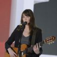 Carla Bruni à l'enregistrement de l'émission "Vivement Dimanche" à Paris, le 17 avril 2013, qui sera diffusée le 21 avril 2013.