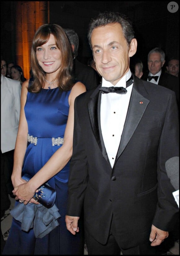Nicolas Sarkozy et sa femme Carla Bruni-Sarkozy à la soirée à la Fondation pour l'humanité Elie Weisel à New York, le 22 septembre 2008.