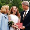 Bill Clinton avec Hillary et Chelsea à Washington le 6 juin 1997.