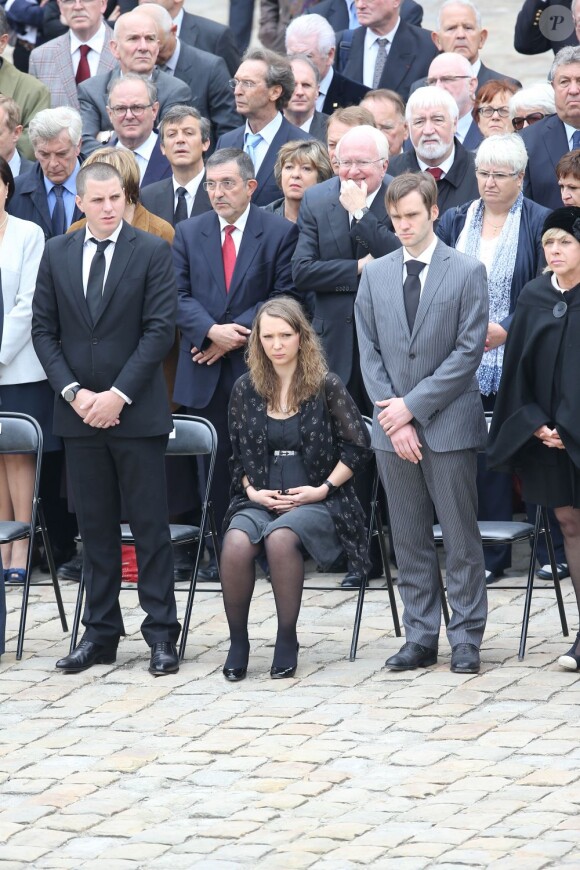 Les petits enfants de Pierre Mauroy lors de l'hommage de la Nation à Pierre Mauroy, le 11 juin 2013 aux Invalides à Paris
