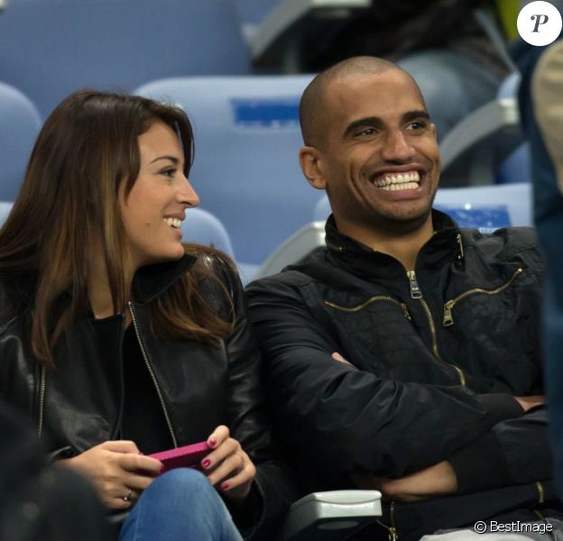 Rachel Legrain-Trapani et son compagnon Aurélien Capoue au Stade de France, le 11 septembre 2012.