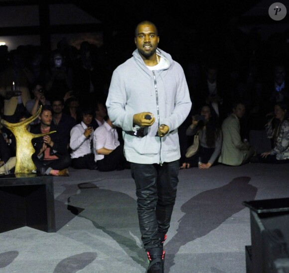 Kanye West, invité surprise à la foire artistique DesignMiami/Basel à Bâle. Le 12 juin 2013.