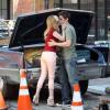 Anna Kendrick et Jeremy Jordan s'embrassent sur le tournage de la comédie musicale The Last Five Years à New York le 20 juin 2013.