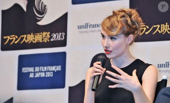 Déborah François en conférence de presse au Festival du film français à Tokyo, le 24 juin 2013.