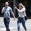 Exclusif - Scout LaRue Willis (fille de Bruce Willis et Demi Moore) se balade dans les rues du quartier de Beverly Hills, à Los Angeles, avec un mystérieux inconnu, le 17 juin 2013.