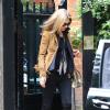 Exclusif - Kate Moss, stylée dans sa petite veste à franges Saint Laurent, sort de son domicile a Londres. Le 26 juin 2013.