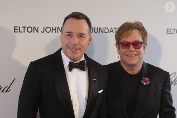 Elton John et David Furnish à la soirée "Elton John AIDS Foundation Academy Awards Viewing Party" à Los Angeles, le 24 février 2013.
