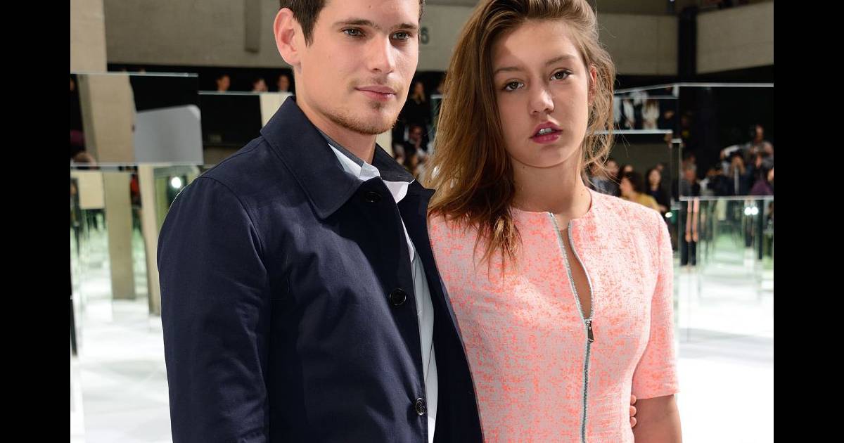 Adèle Exarchopoulos amoureuse Lookée et bien pour Dior Homme Purepeople
