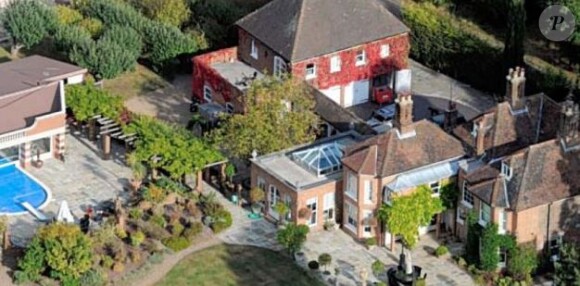 L'acteur Rupert Grint a offert cette maison à ses parents, située à Herfordshire en Angleterre.