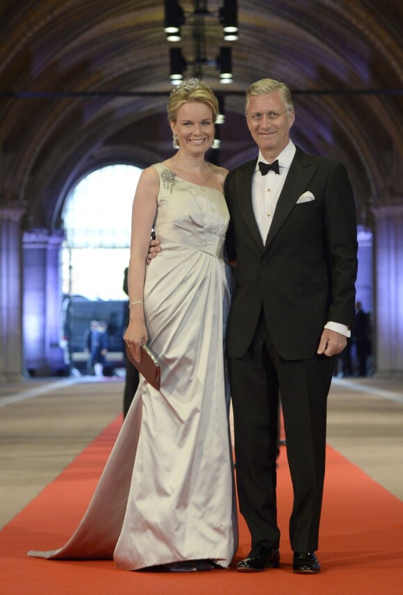 Le prince Philippe de Belgique et la princesse Mathilde au dîner de gala pour l'intronisation du roi Willem-Alexander des Pays-Bas à Amsterdam, le 29 avril 2013.