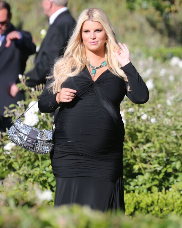 Exclusif - Jessica Simpson, tres enceinteà San Diego, le 15 juin 2013.