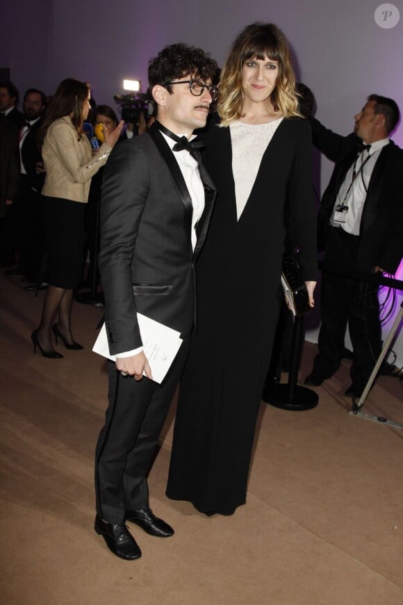 Daphné Bürki enceinte aux côtés de son compagnon Gunther Love à Cannes, le 20 mai 2013
