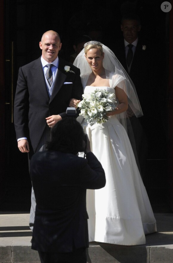 Zara Phillips et Mike Tindall lors de leur mariage à Edimbourg en Ecosse le 30 juillet 2011. Buckingham Palace a annoncé le 8 juillet que le couple attend un bébé, son premier enfant, pour le début d'année 2014.
