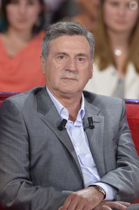 Daniel Auteuil lors de l'enregistrement de l'émission "Vivement Dimanche" à Paris le 4 juin 2013