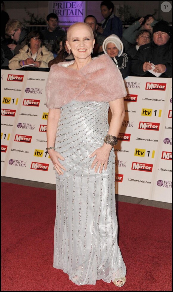 La chanteuse et actrice Bernie Nolan à Londres, le 8 novembre 2010.