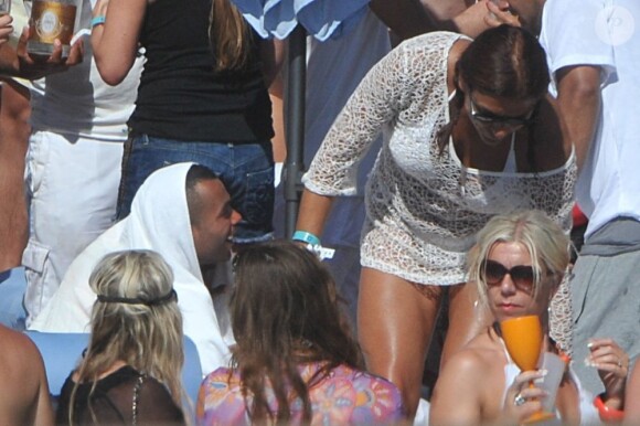 Ashley Cole profite de la vue qu'offre Marbella, le 6 juillet 2013