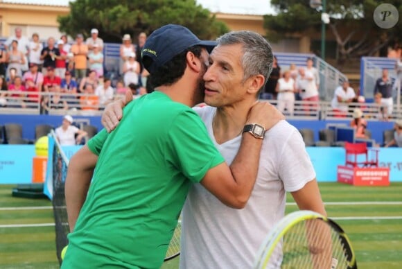Cyril Hanouna et Nagui se retrouvaient comme en 2012 à Saint-Tropez le 12 juillet 2013 lors du 3e Classic Tennis Tour.