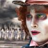 Johnny Depp dans la peau du Chapelier Fou pour Alice au pays des Merveilles.