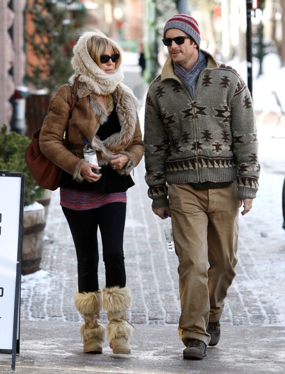 Goldie Hawn et son fils Oliver Hudson à Aspen, le 22 décembre 2012.