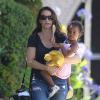 Exclusif - Kristin Davis et sa fille Gemma à Santa Monica, le 19 juillet 2013.