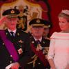 Le roi Philippe et la reine Mathilde de Belgique - la famille royale de Belgique assite à la parade militaire à Bruxelles, le 21 juillet 2013.