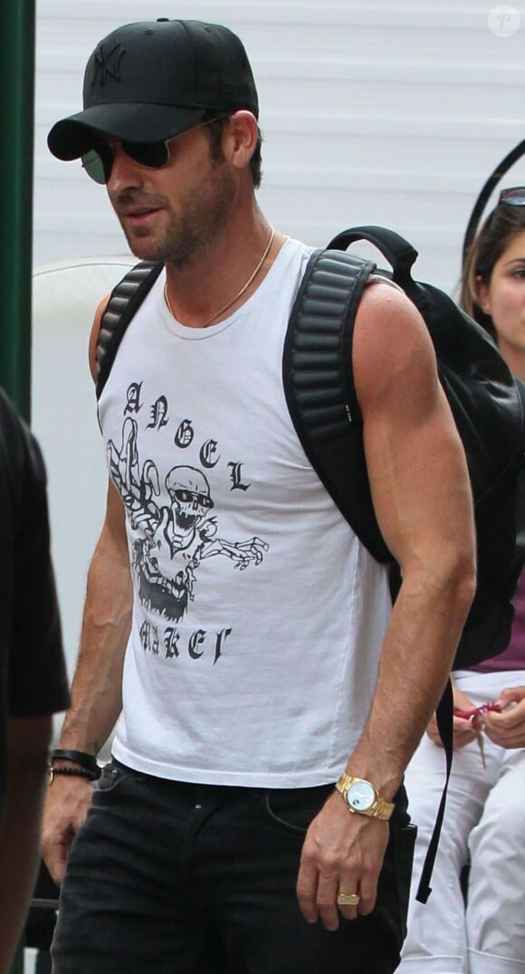 Justin Theroux est venu voir Jennifer Aniston sur le tournage de Squirrels to the Nuts à New York, le 19 juillet 2013.