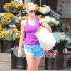 Reese Witherspoon fait du shopping et du sport à Brentwood, le 20 juillet 2013