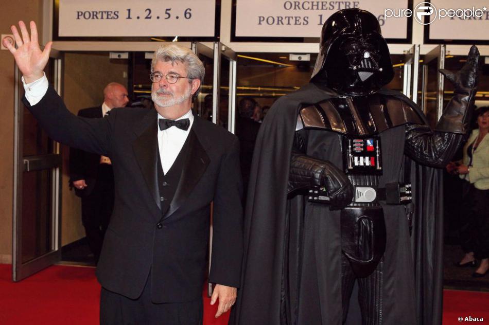 Le réalisateur George Lucas lors du Festival de Cannes 2005 et la présentation du film Star Wars : épisode III, la revanche des Siths
