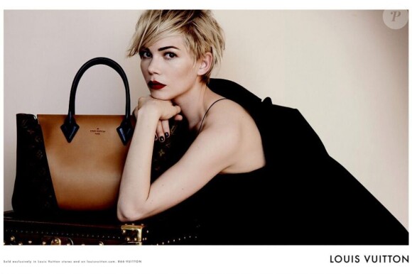 Michelle Williams photographiée par Peter Lindbergh pour la nouvelle campagne accessoires de Louis Vuitton.